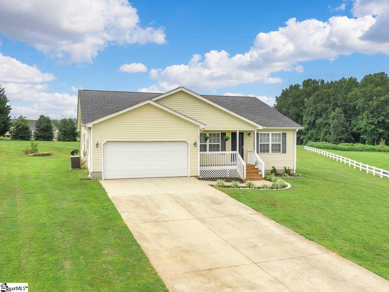 341 Fisher Lake Road Lyman, SC 29365 - Photo 3 of 31 Gallery Image 3