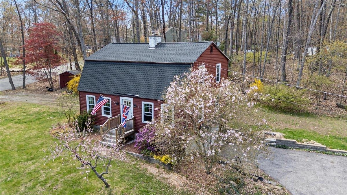6 Pingree Hill Road Derry, NH 03038 - Photo 5 of 38 Gallery Image 5