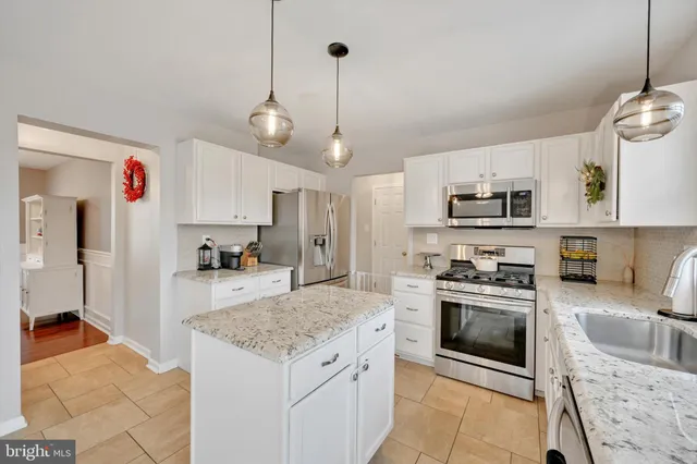 $525,000 | 119 Turnberry Drive, Thorndale, PA 19372