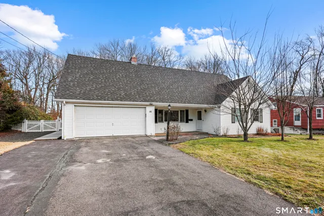 $649,900 | 16 Chestnut Lane, West Hartford, CT 06110