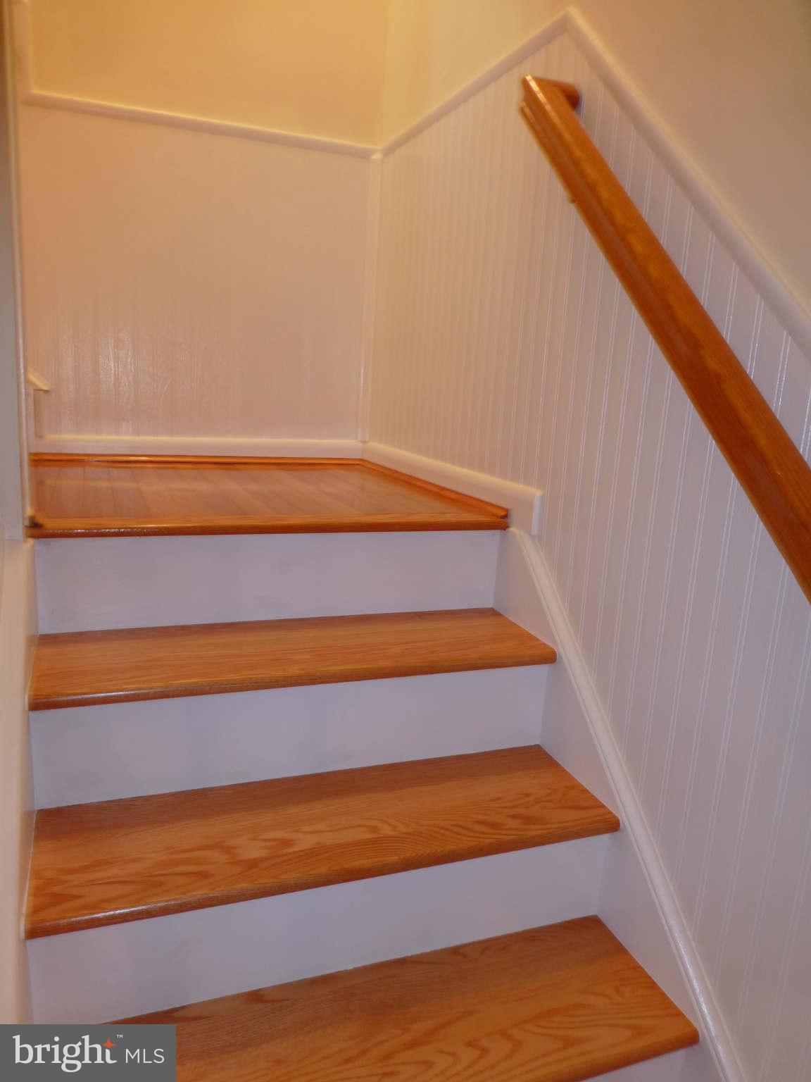 7311 Treetop Hill Lane Springfield, VA 22152 - Photo 24 of 26 a view of staircase