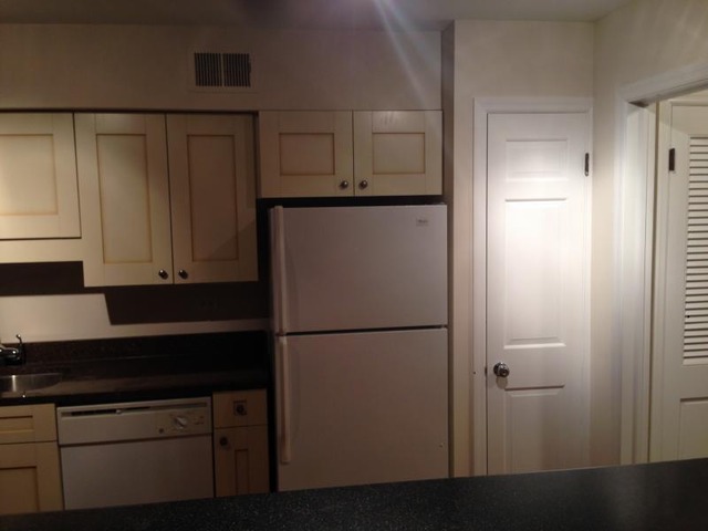 601 Ridge Avenue, Unit 403 Evanston, IL 60202 - Photo 8 of 10