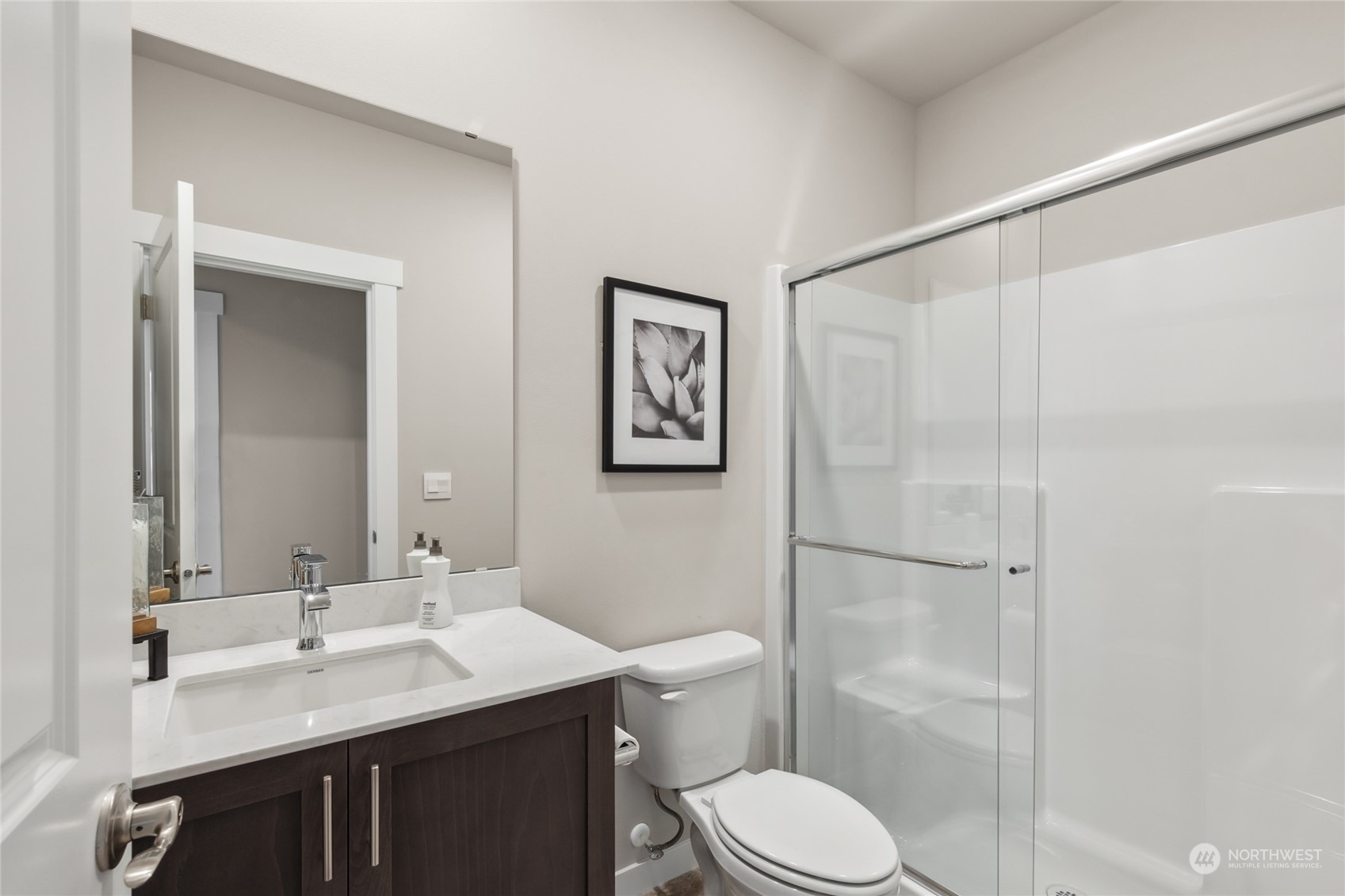 15445 Southeast 143rd Place, Unit 17 Renton, WA 98059 - Photo 5 of 37 Gallery Image 5