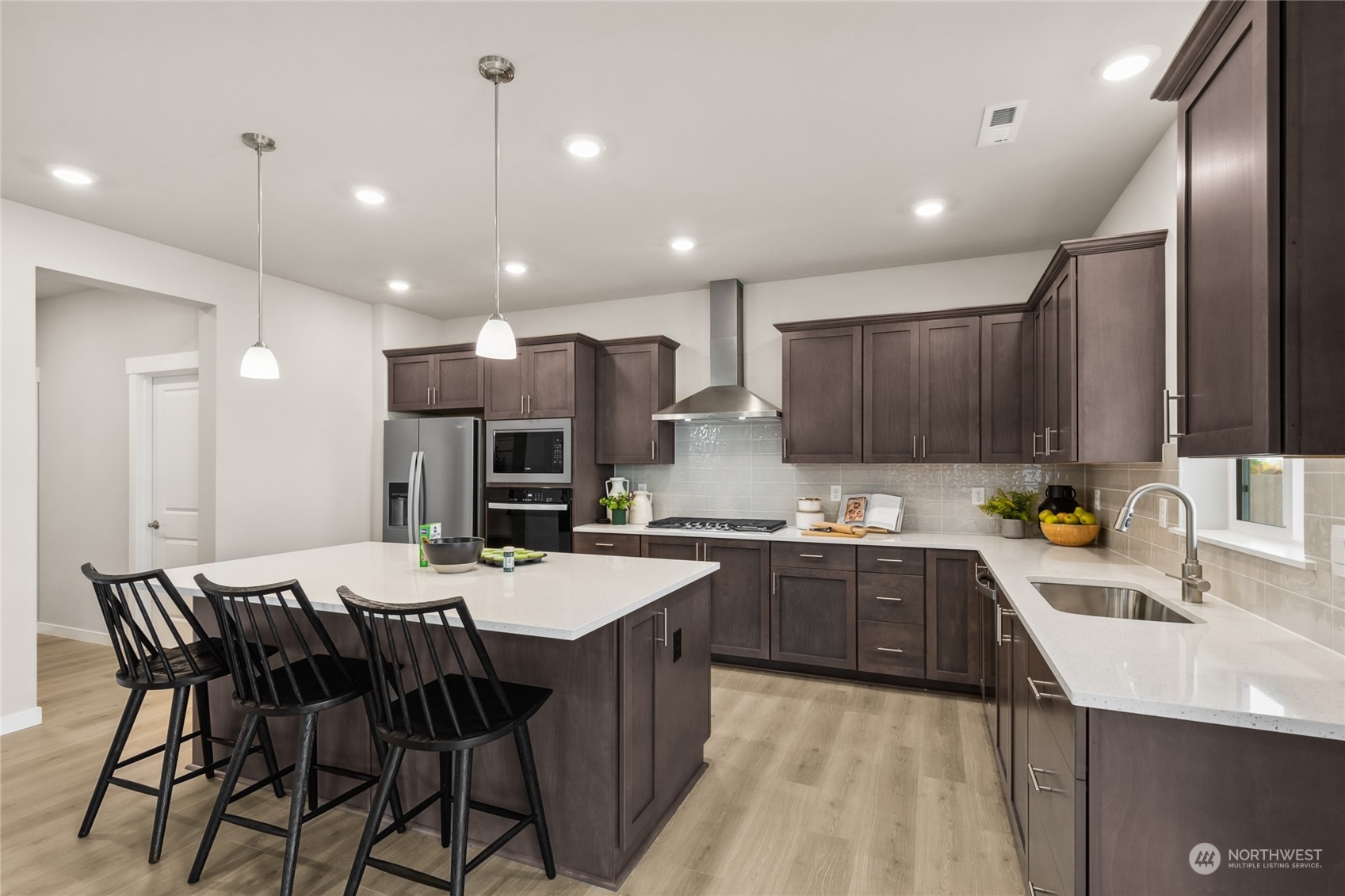15445 Southeast 143rd Place, Unit 17 Renton, WA 98059 - Photo 9 of 37 Gallery Image 9