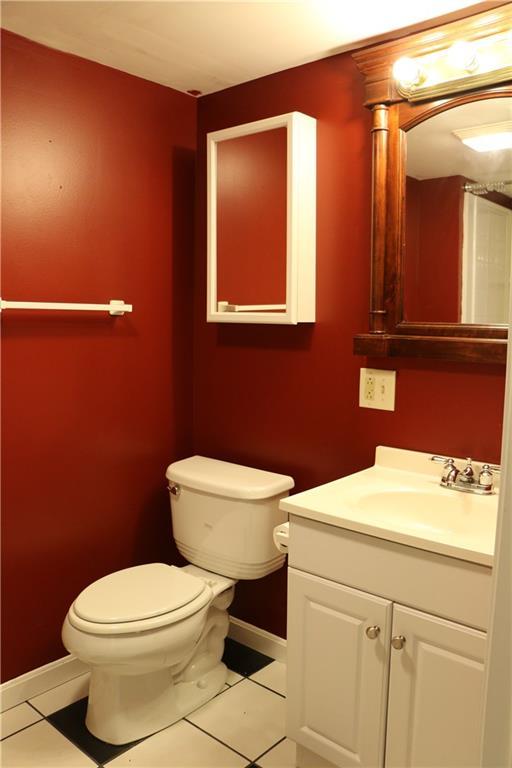 326 Patten Pond Road Surry, ME 04684 - Photo 24 of 35 Full bath