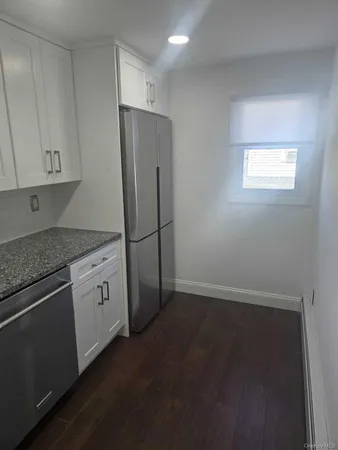 $2,250 | 119 Crown Avenue, Unit 2, Elmont, NY 11003