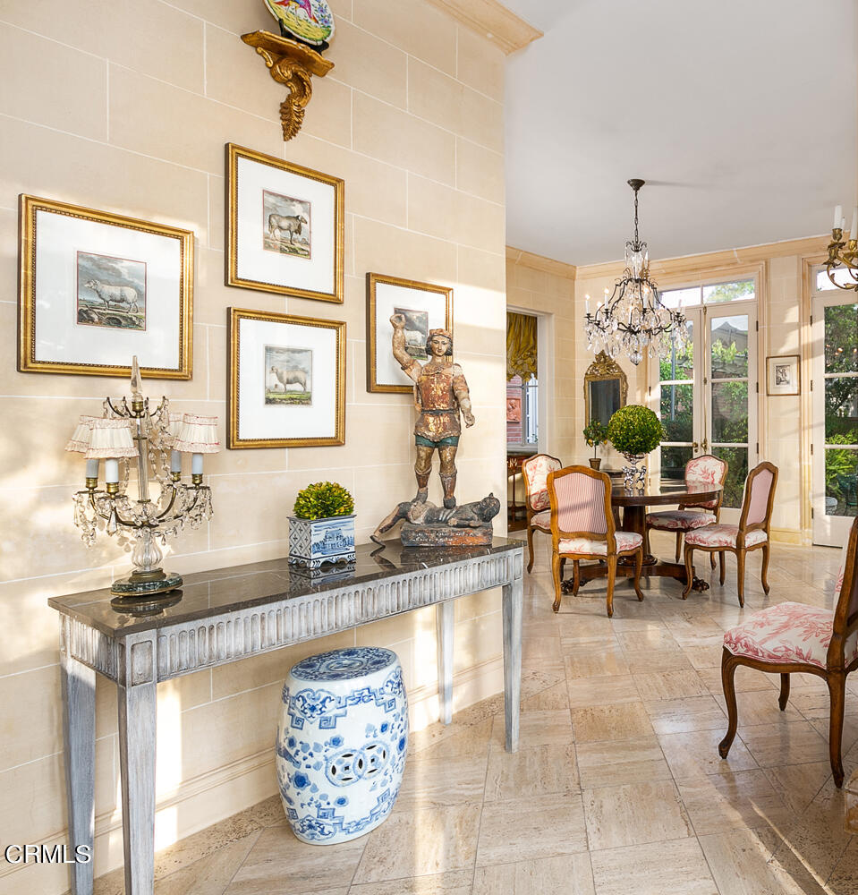 3 Oak Knoll Terrace Pasadena, CA 91106 - Photo 14 of 46 a living room with furniture and a chandelier