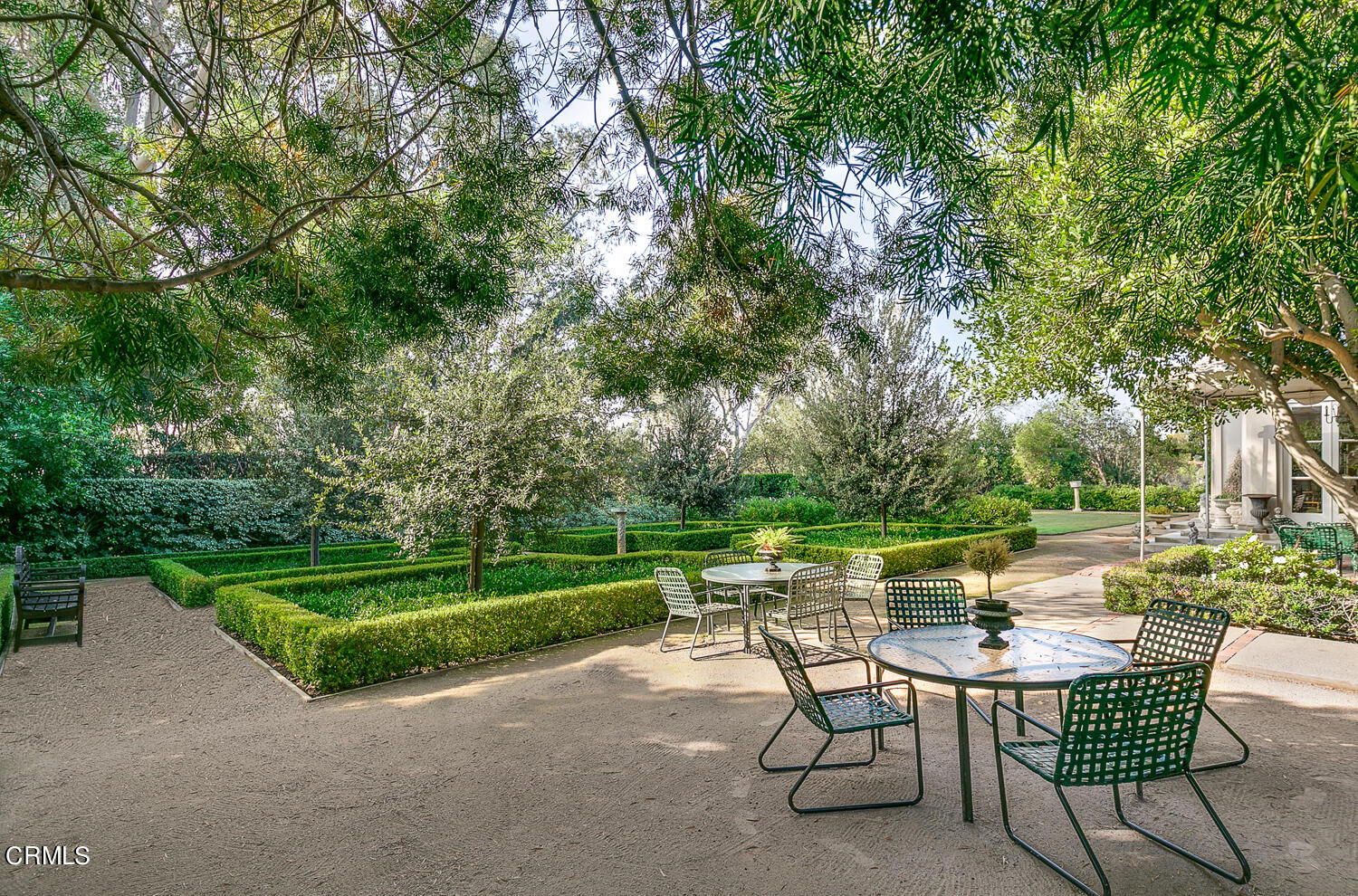 3 Oak Knoll Terrace Pasadena, CA 91106 - Photo 39 of 46