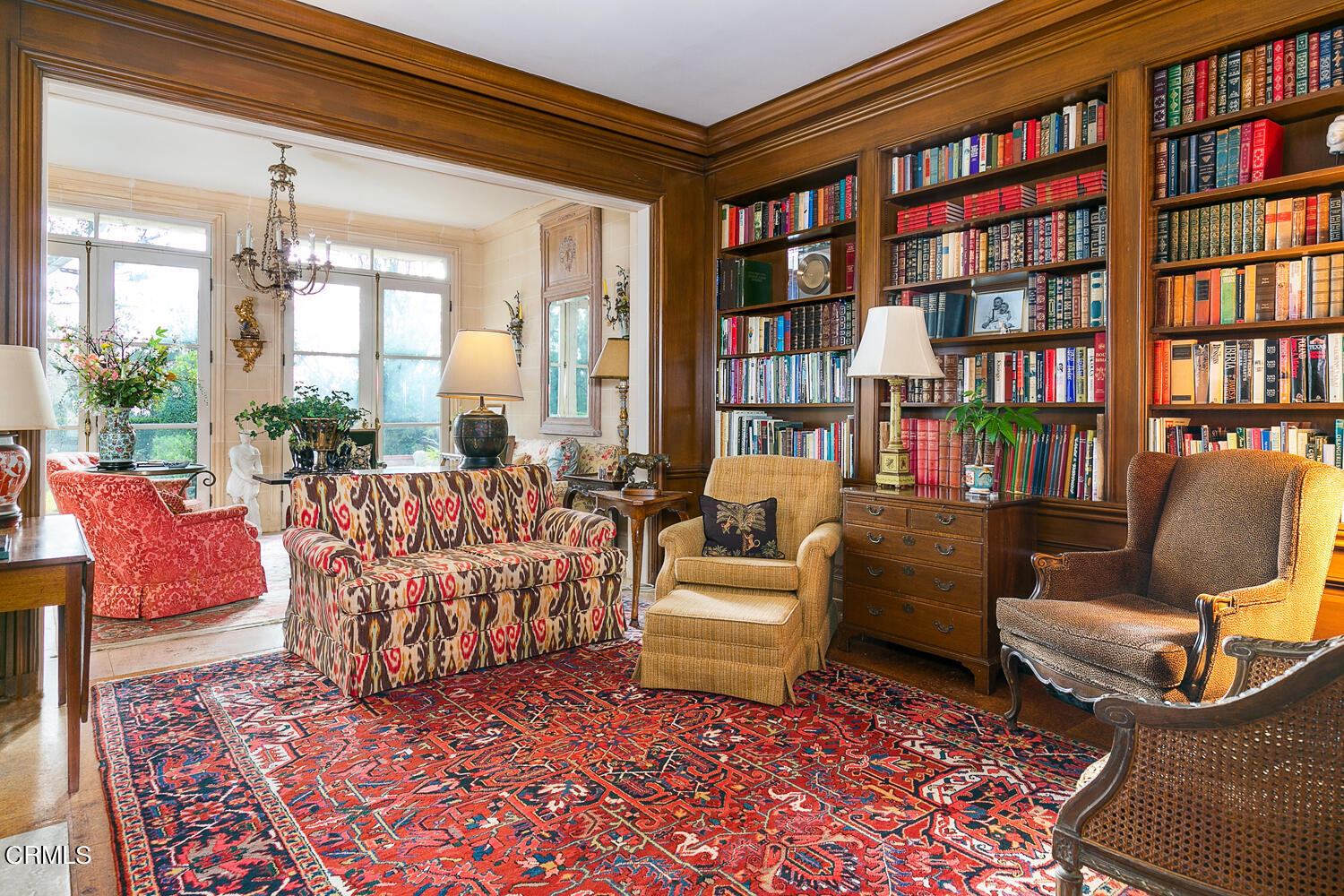 3 Oak Knoll Terrace Pasadena, CA 91106 - Photo 10 of 46 a living room with furniture and a book shelf
