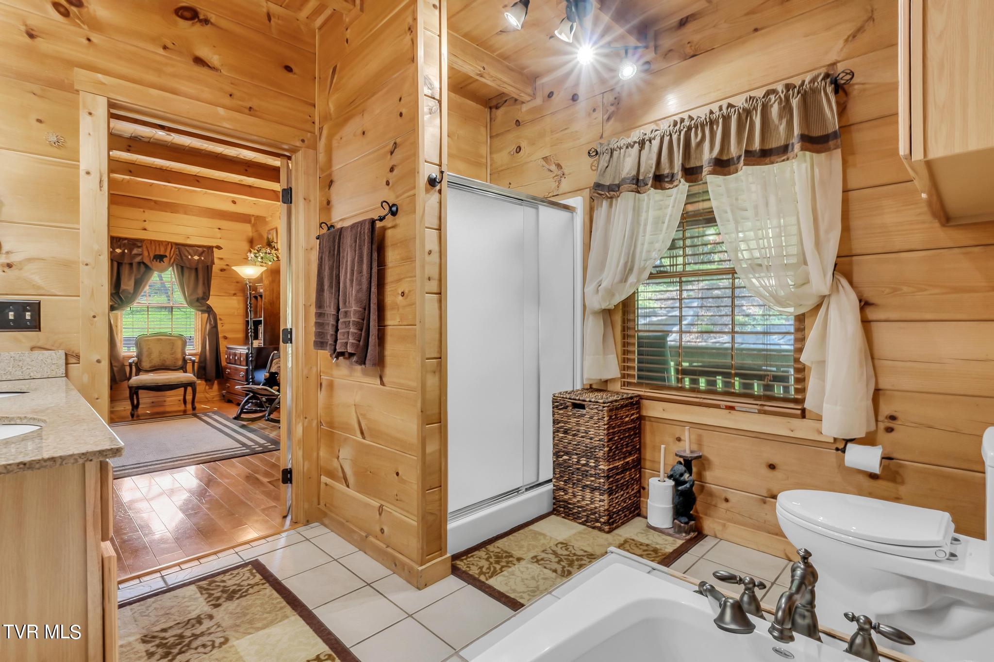 449 Geisler Road Piney Flats, TN 37686 - Photo 19 of 60 19