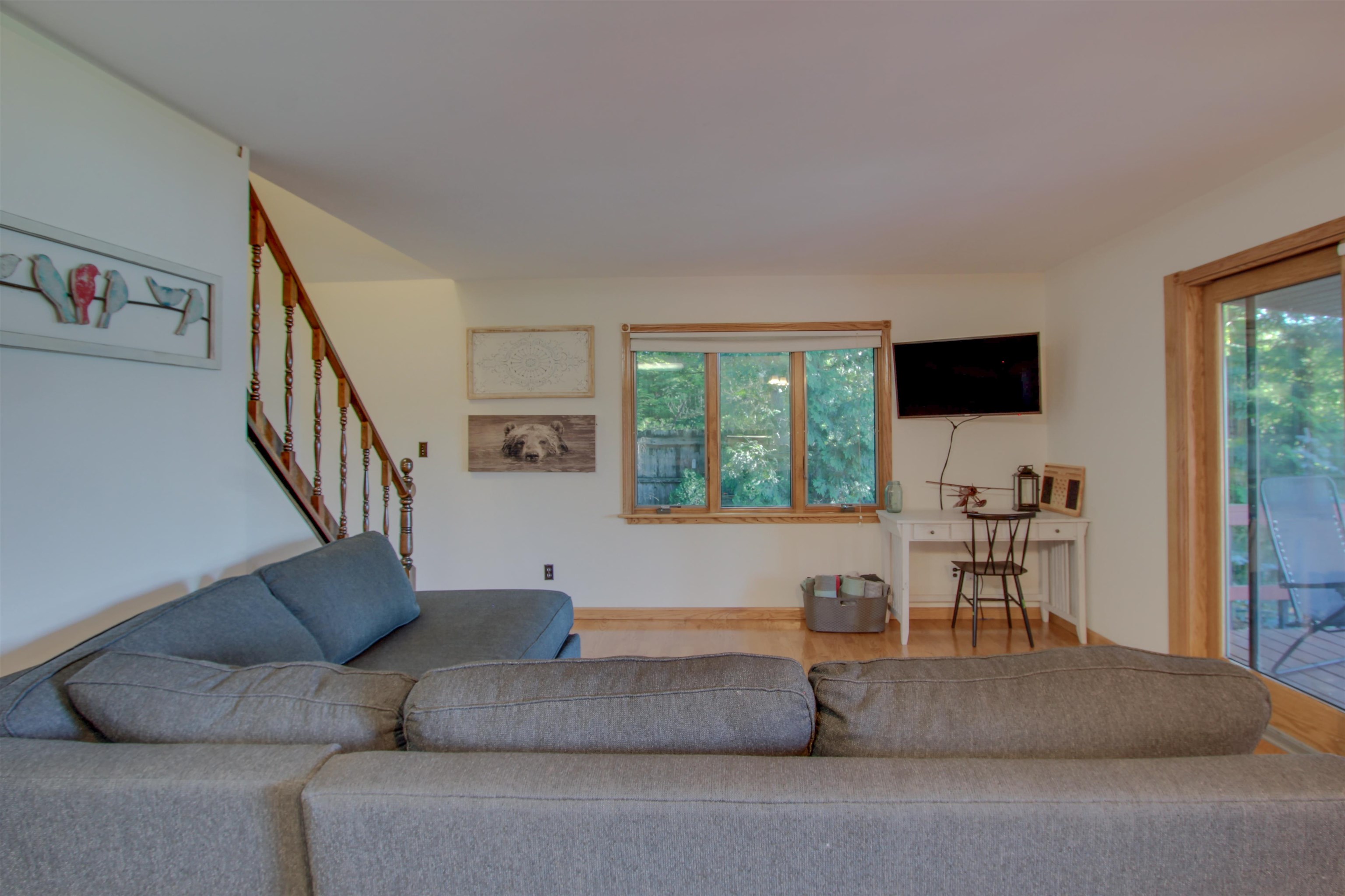 10329 Wildwood Road Interlochen, MI 49643 - Photo 7 of 30 1903491-6.JPG