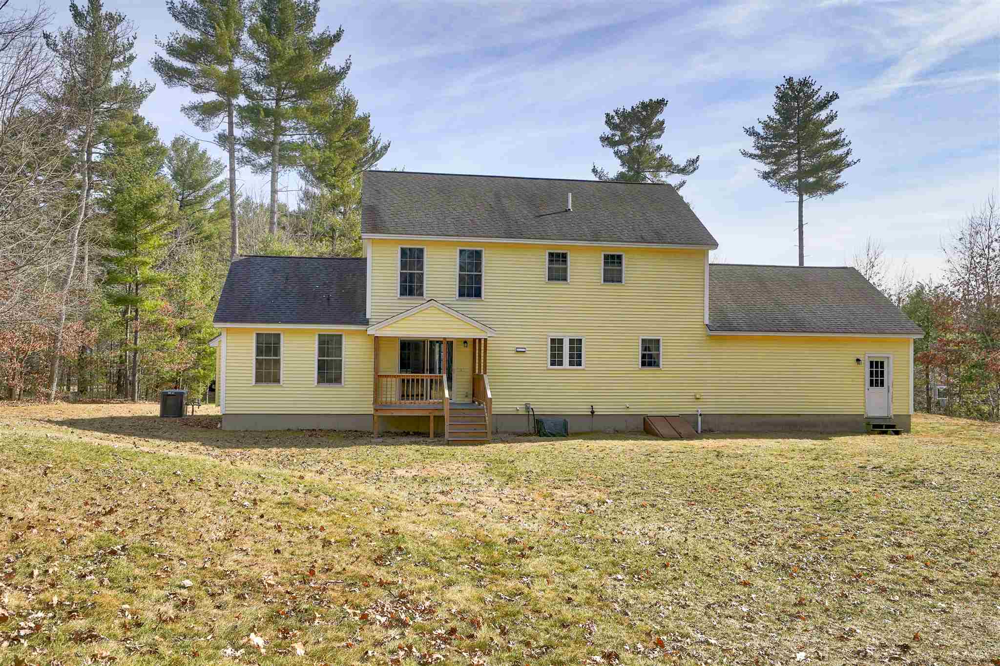 122 Pinecrest Road Litchfield, NH 03052 - Photo 2 of 31 Gallery Image 2
