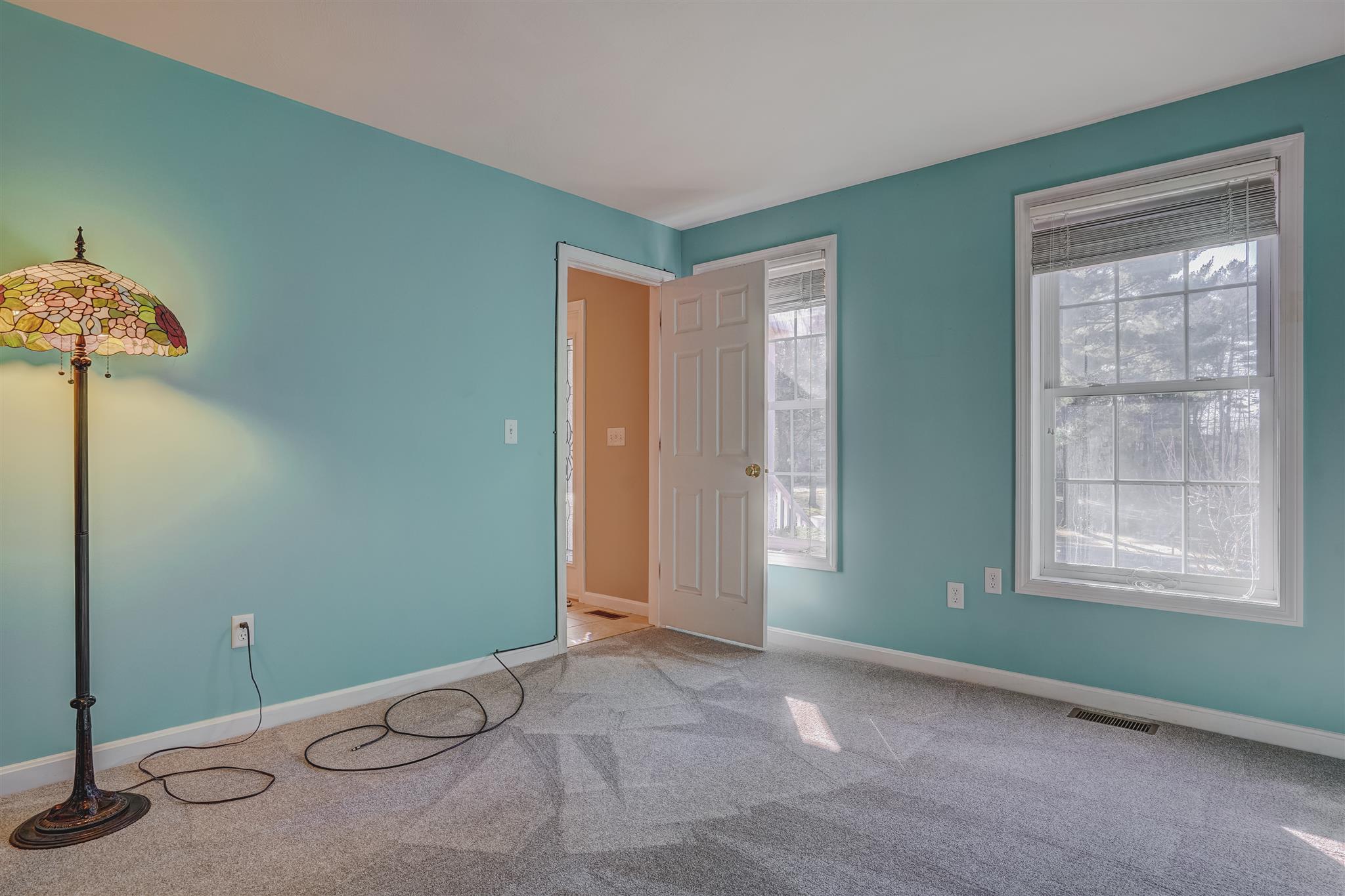 122 Pinecrest Road Litchfield, NH 03052 - Photo 13 of 31 Gallery Image 13