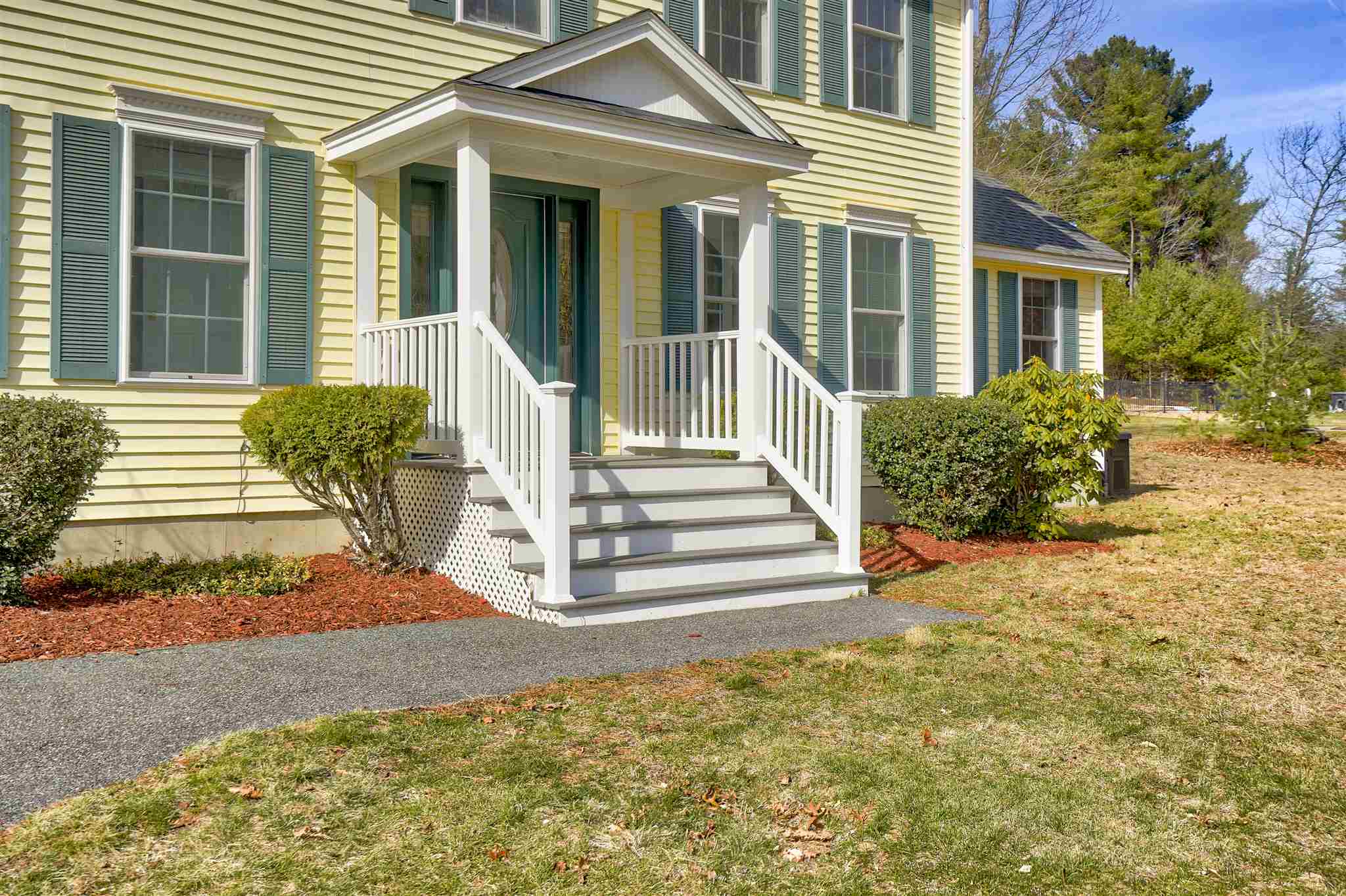 122 Pinecrest Road Litchfield, NH 03052 - Photo 3 of 31 Gallery Image 3