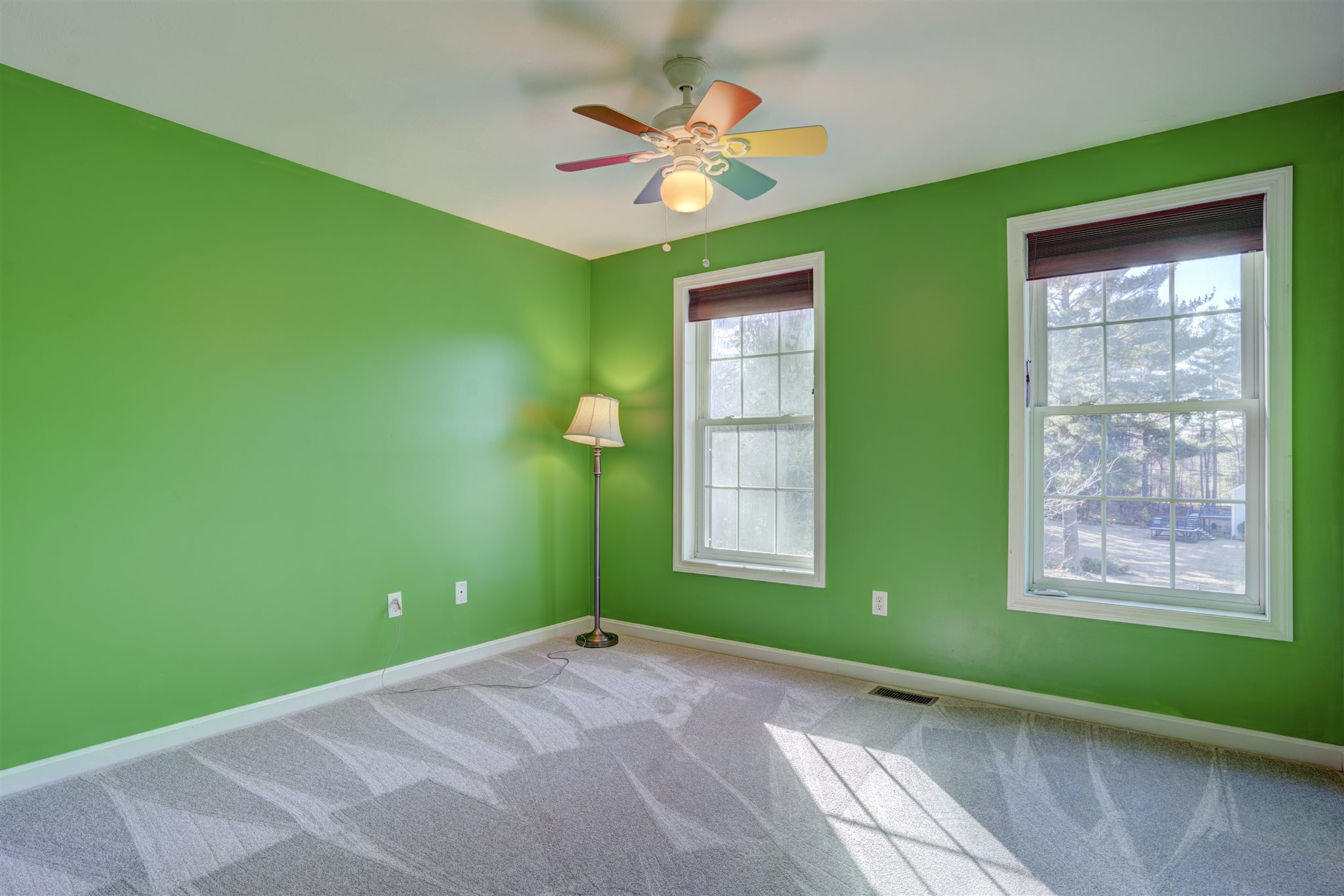 122 Pinecrest Road Litchfield, NH 03052 - Photo 24 of 31 Gallery Image 24