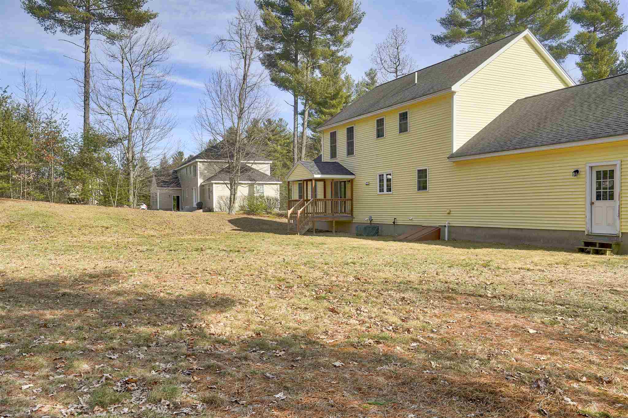 122 Pinecrest Road Litchfield, NH 03052 - Photo 30 of 31 Gallery Image 30