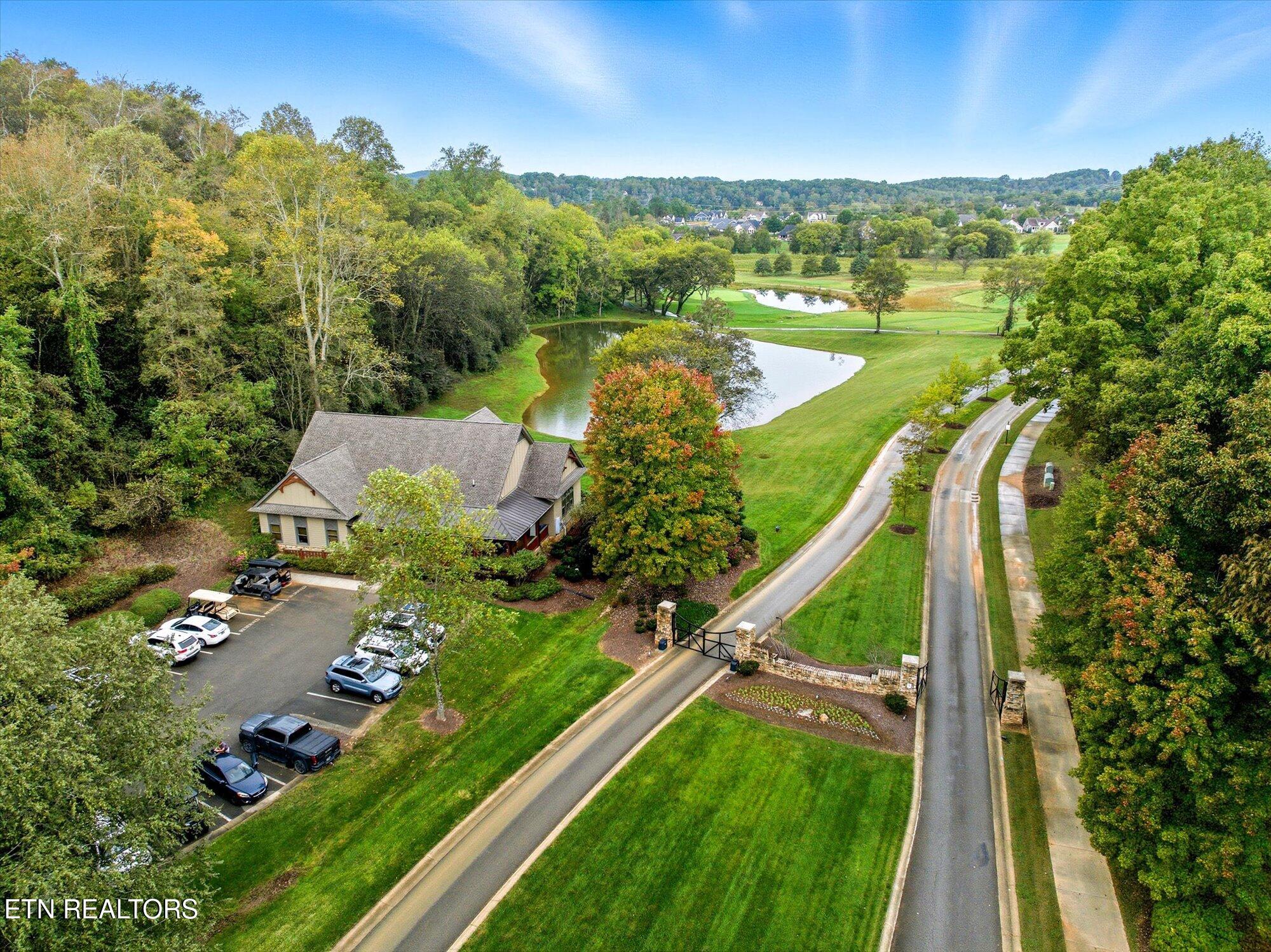 247 Mockingbird Lane Loudon, TN 37774 - Photo 7 of 11 22-247-Mockingbird-Ln-Loudon-TN-22