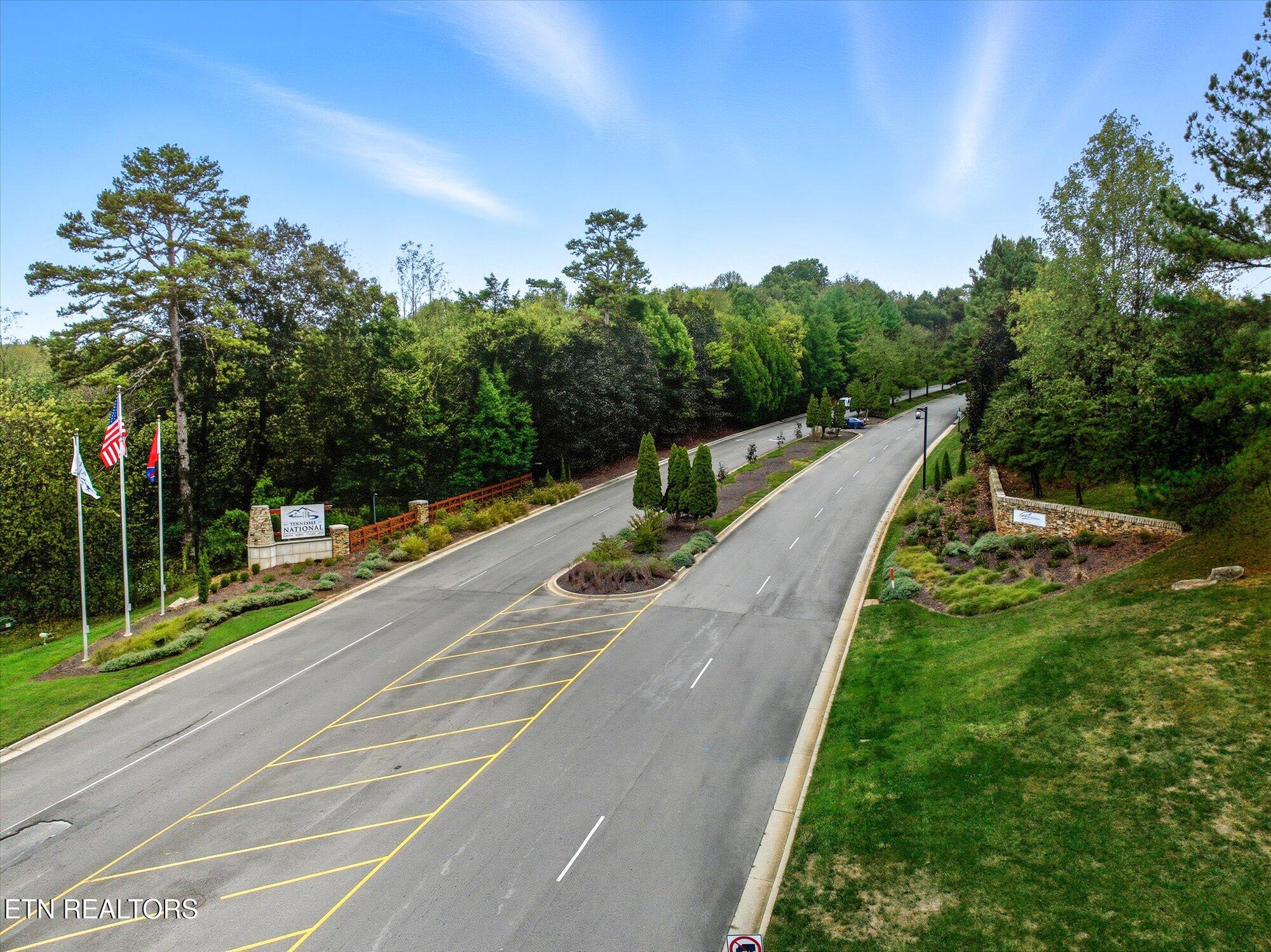 247 Mockingbird Lane Loudon, TN 37774 - Photo 8 of 11 27-247-Mockingbird-Ln-Loudon-TN-27