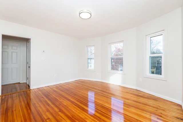 $2,300 | 74 Austin Street, Unit 2, Norwood, MA 02062