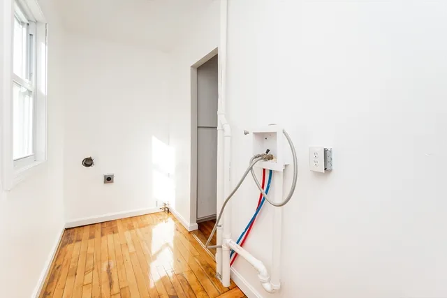 $2,300 | 74 Austin Street, Unit 2, Norwood, MA 02062