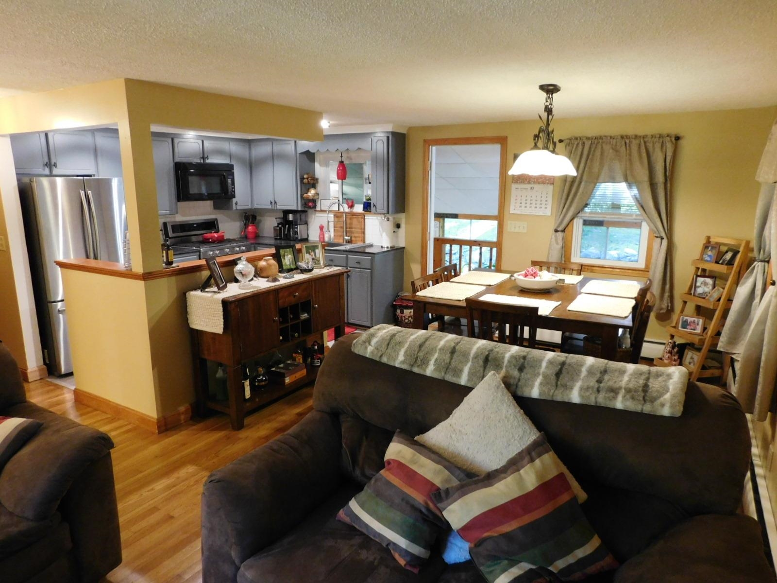 394 Washington Street Rochester, NH 03839 - Photo 16 of 34