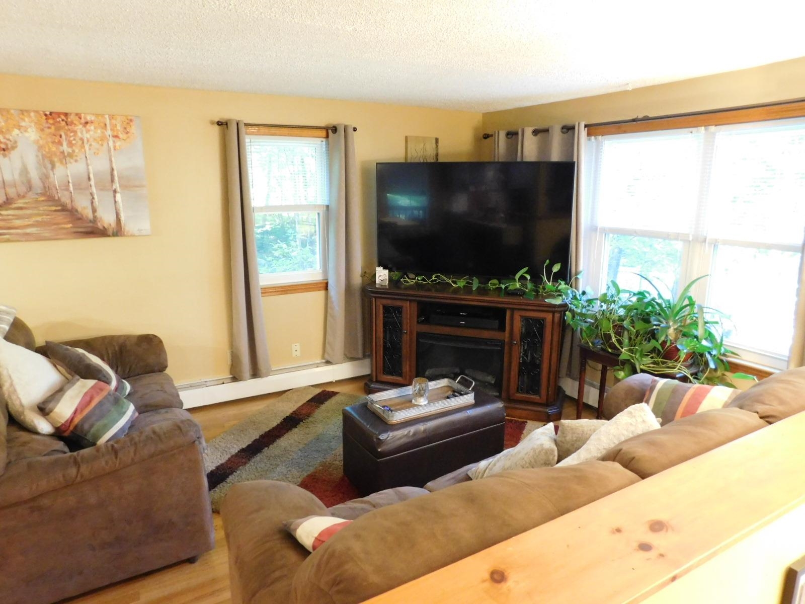 394 Washington Street Rochester, NH 03839 - Photo 20 of 34