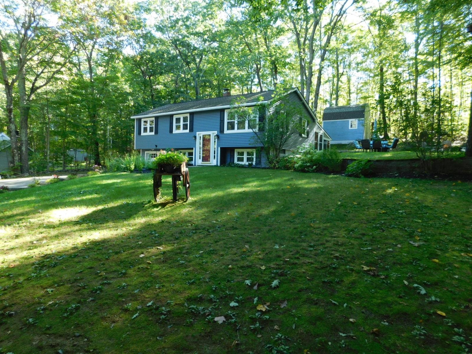 394 Washington Street Rochester, NH 03839 - Photo 5 of 34