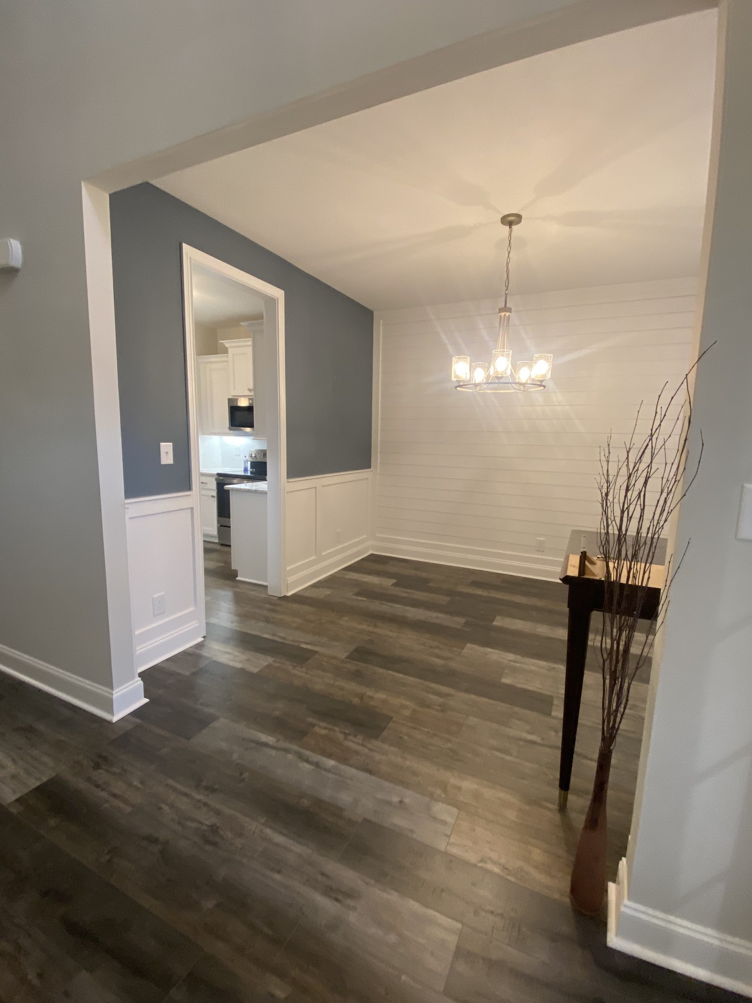 557 Dexter Drive Clarksville, TN 37043 - Photo 3 of 30 a view of empty room with wooden floor