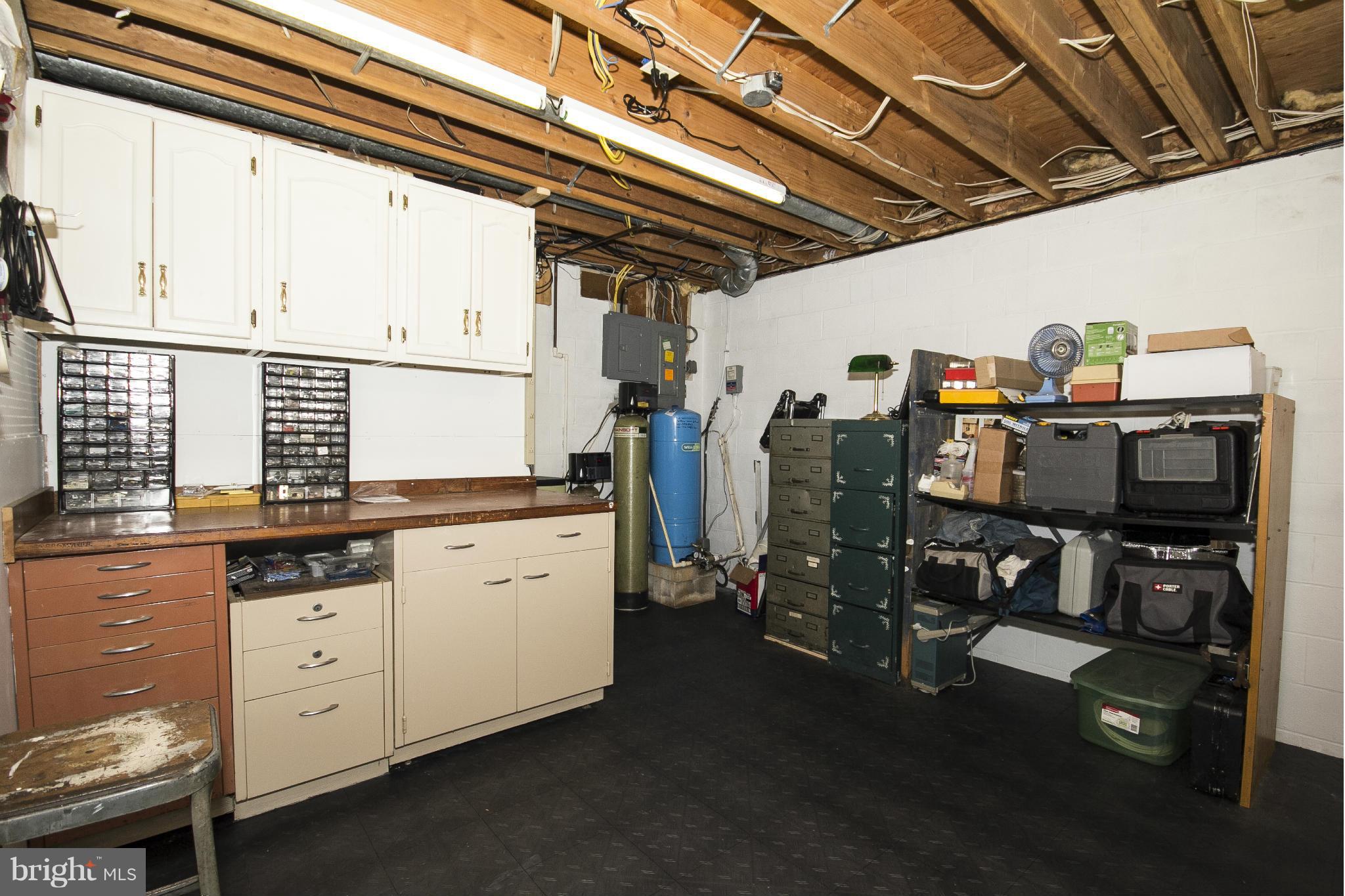 10726 Jones Road Kingsville, MD 21087 - Photo 18 of 30 Huge Basement workshop
