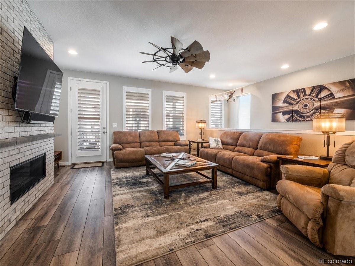 8923 Ramblestone Street Highlands Ranch, CO 80129 - Photo 12 of 40 Gallery Image 12