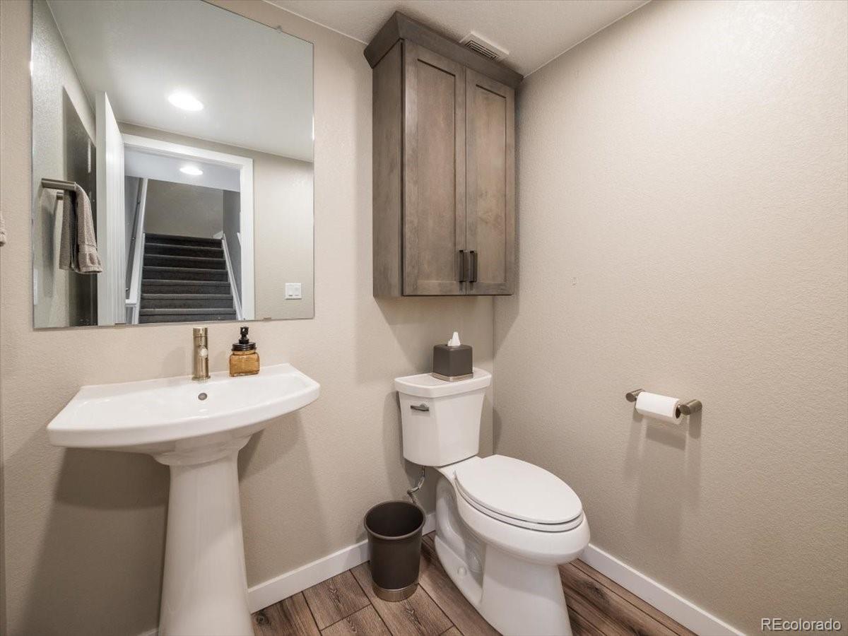 8923 Ramblestone Street Highlands Ranch, CO 80129 - Photo 14 of 40 Gallery Image 14