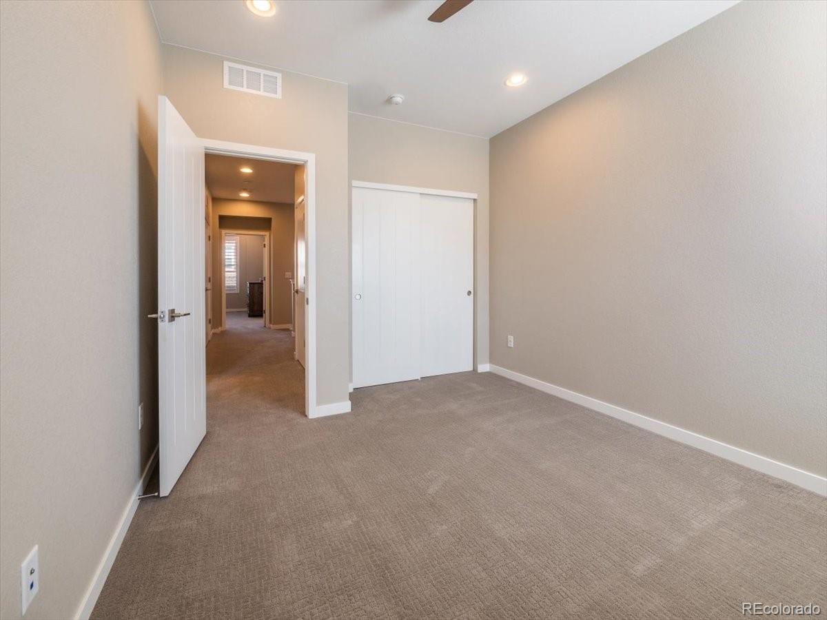8923 Ramblestone Street Highlands Ranch, CO 80129 - Photo 28 of 40 Gallery Image 28