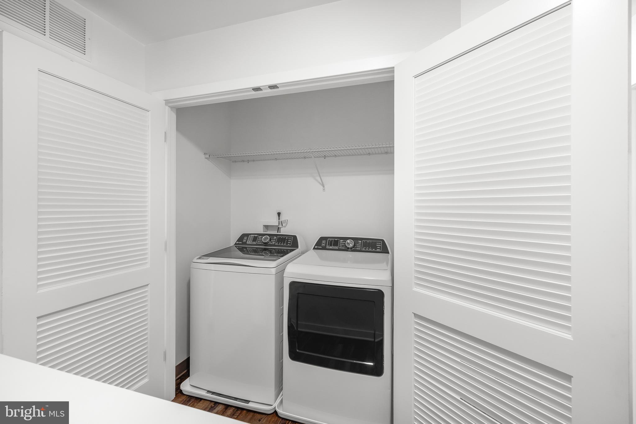 836 Bennett Street Wilmington, DE 19801 - Photo 38 of 66 a utility room with dryer and washer