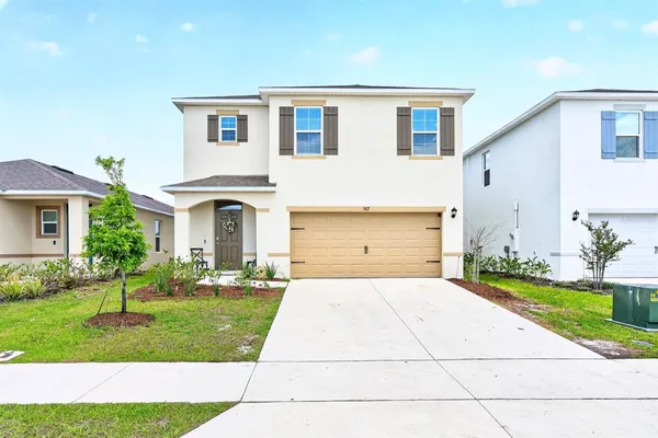 $374,000 | 182 Amberwood Way, Umatilla, FL 32784