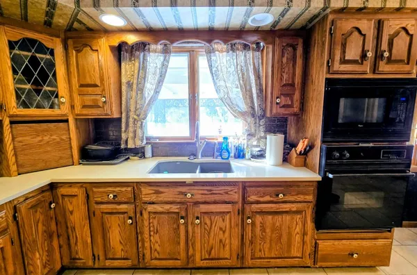 $249,900 | 910 3rd Avenue Southwest, Pipestone, MN 56164