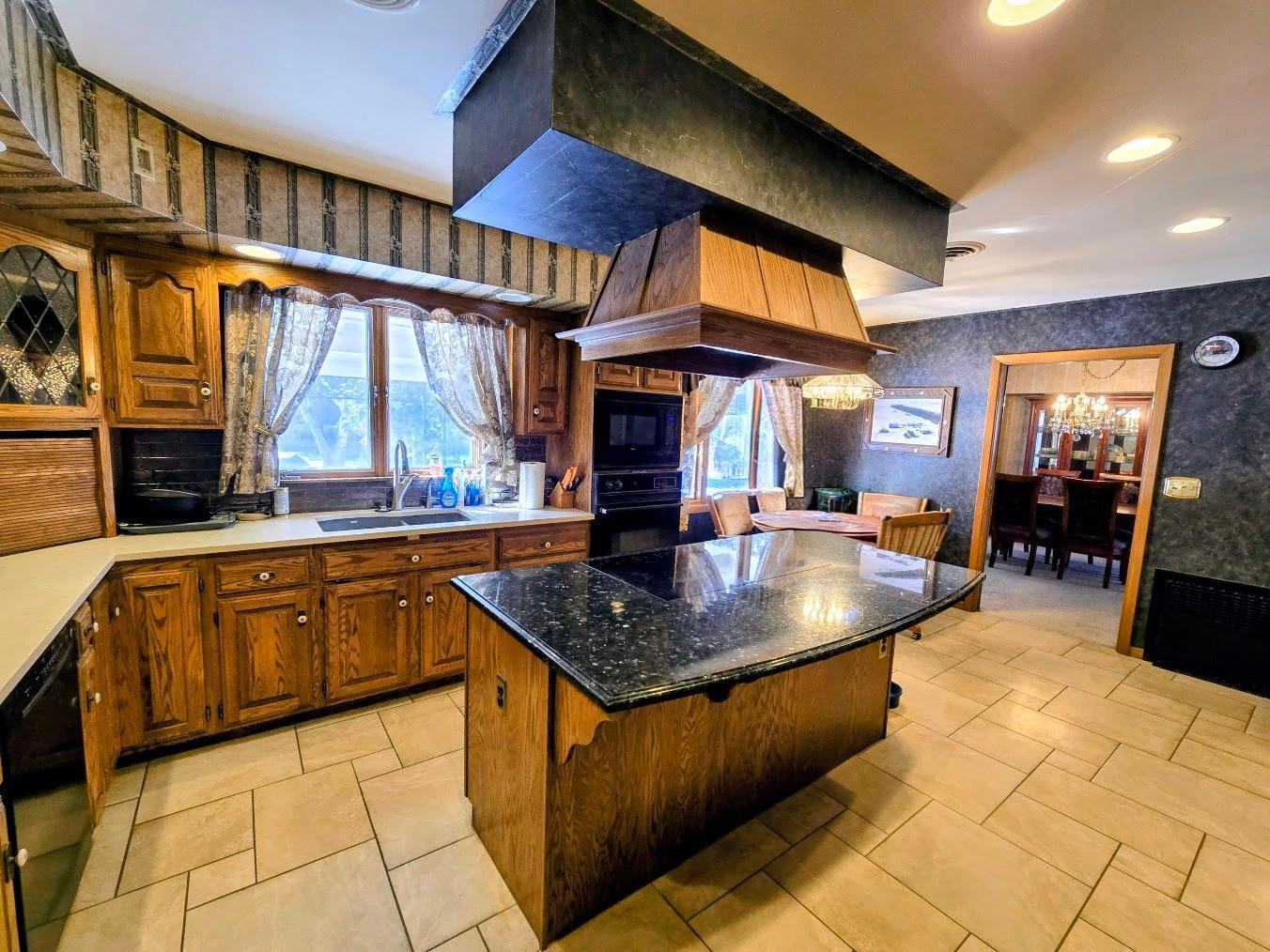 910 3rd Avenue Southwest Pipestone, MN 56164 - Photo 16 of 54