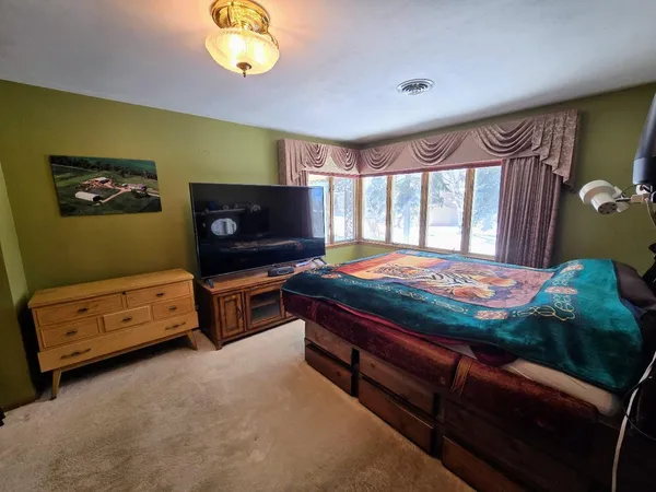 $249,900 | 910 3rd Avenue Southwest, Pipestone, MN 56164