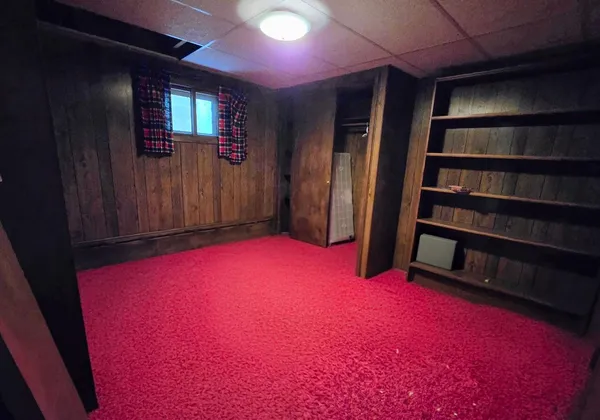 $249,900 | 910 3rd Avenue Southwest, Pipestone, MN 56164