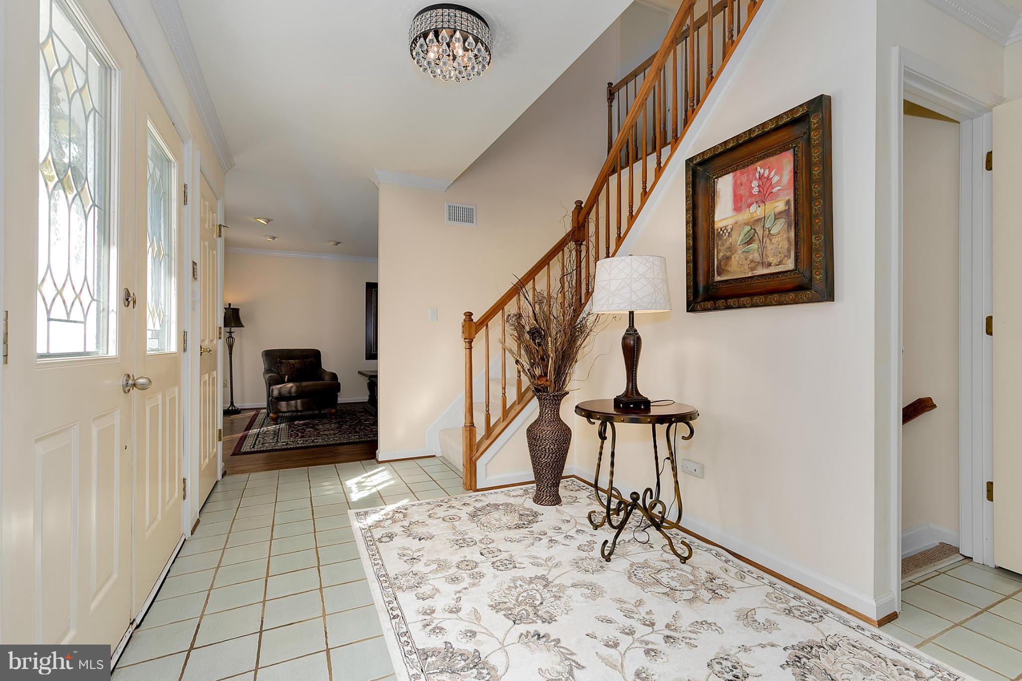 9825 Glen Road Potomac, MD 20854 - Photo 3 of 30 Interior (General)