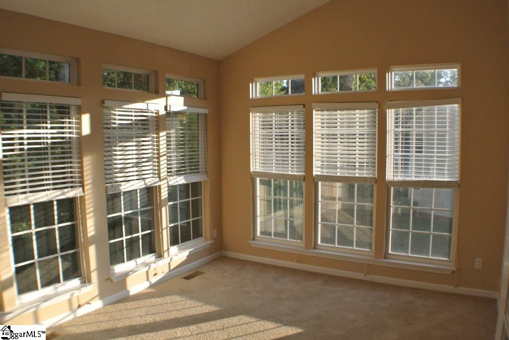 2 Spring Moss Court Simpsonville, SC 29681 - Photo 11 of 36 Gallery Image 11