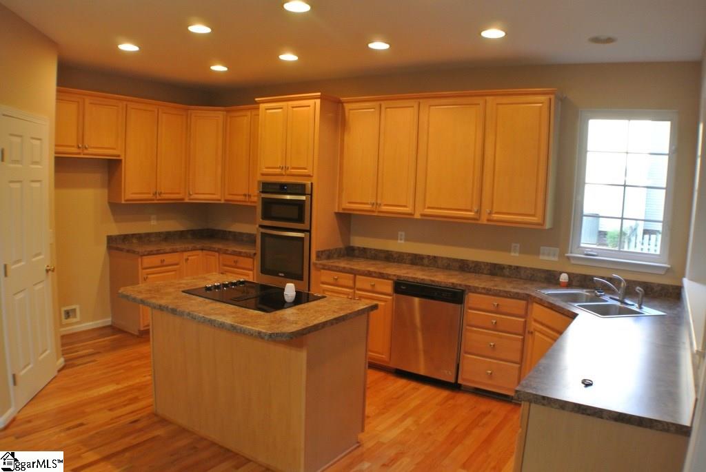 2 Spring Moss Court Simpsonville, SC 29681 - Photo 19 of 36 Gallery Image 19