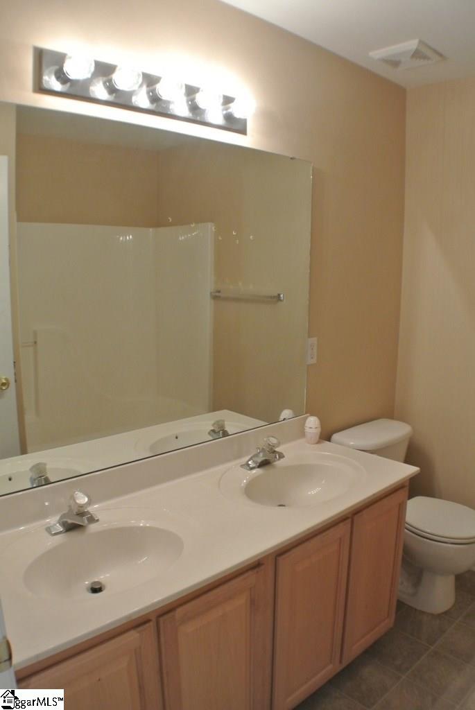 2 Spring Moss Court Simpsonville, SC 29681 - Photo 23 of 36 Gallery Image 23