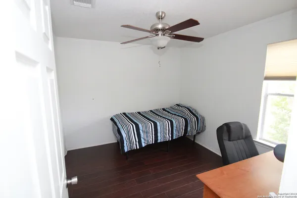 $1,700 | 302 Agency Oaks, San Antonio, TX 78249