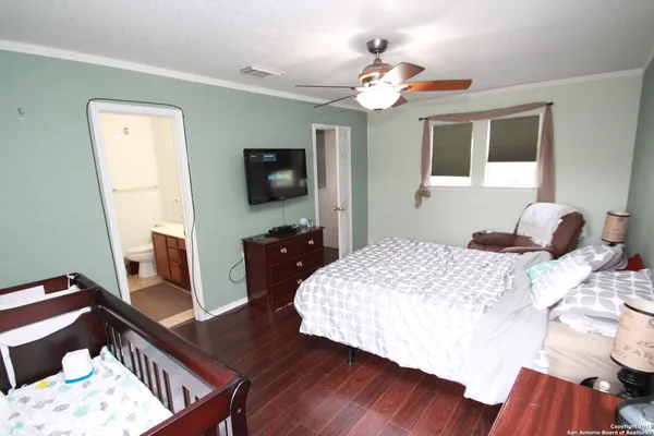 $1,700 | 302 Agency Oaks, San Antonio, TX 78249