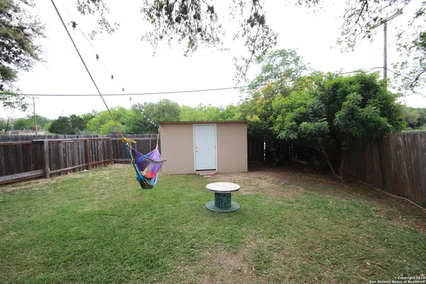 $1,700 | 302 Agency Oaks, San Antonio, TX 78249
