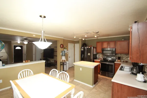 $1,700 | 302 Agency Oaks, San Antonio, TX 78249