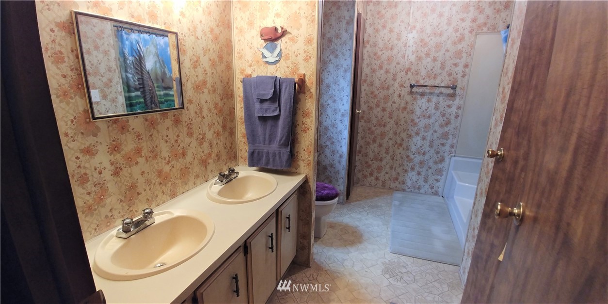 207 Shallow Shore Road Bellingham, WA 98229 - Photo 15 of 16 Gallery Image 15