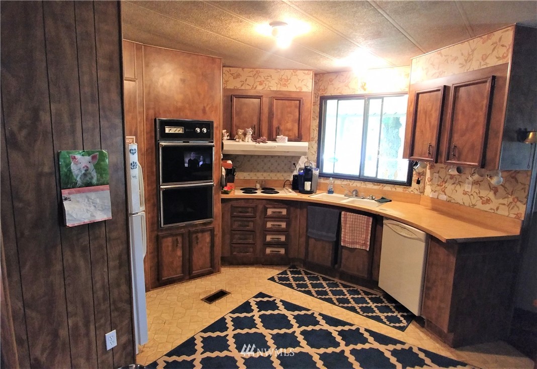 207 Shallow Shore Road Bellingham, WA 98229 - Photo 9 of 16 Gallery Image 9