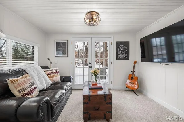 $599,900 | 8417 Colonial Lane, St. Louis, MO 63124