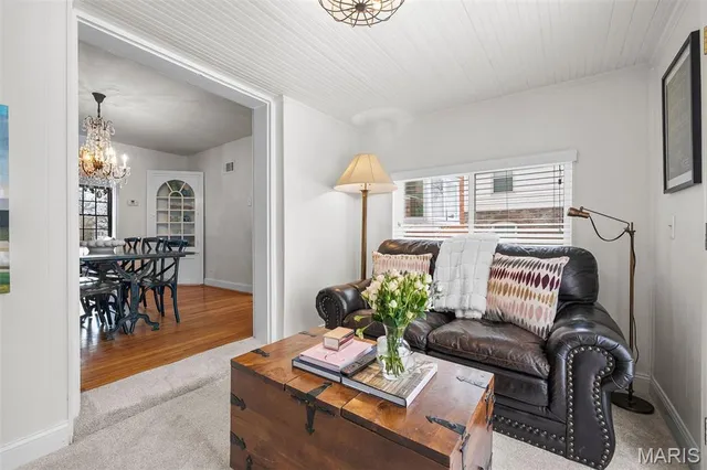 $599,900 | 8417 Colonial Lane, St. Louis, MO 63124